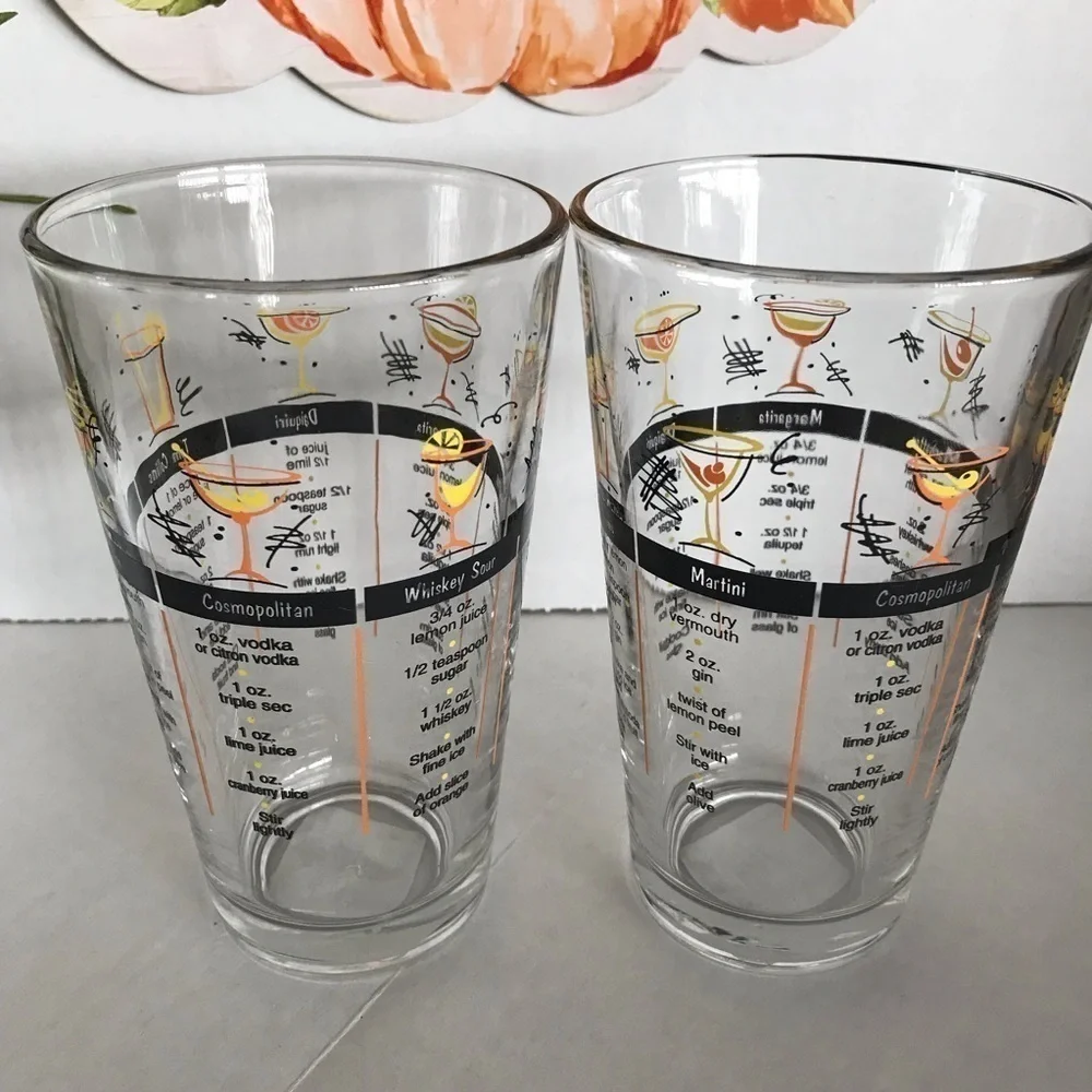2 Glasses Mixed Drink/Cocktail Mixer/Pourer--Glass--Martini/Margarita